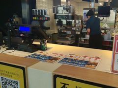 -麦当劳(鄂尔多斯机场店)