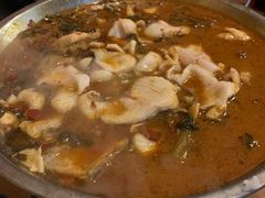 -临江餐馆二楼美食部落