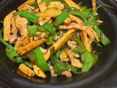 -川堂风·跷脚牛肉·乐山爆炒(宝山日月光店)