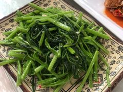 清炒时蔬-范饭椰林川湘味海鲜·椰子鸡(三亚湾椰梦长廊店)