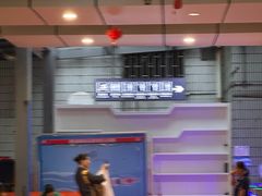 -奥冠体育华师附中恒温游泳馆