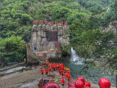 -罗田大别山峡谷漂流