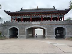 -巴陵广场