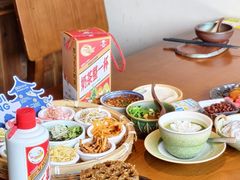 -包整·丝娃娃(甲秀楼景观店)