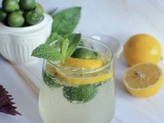 柠檬苏打-Rabbit Cafe私房西餐甜点咖啡(栖霞路店)