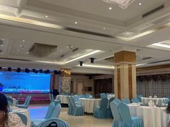 -沪华海鲜大酒楼(南汇店)