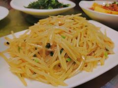 -华冠悠岚·庭院餐厅(青城后山店)