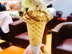 -VENCHI 闻绮(上海佛罗伦萨小镇店)