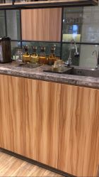 -Mentor Hair Salon