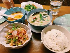 柠檬酸辣无骨凤爪-帕蓝·暹罗料理(曲阳店)
