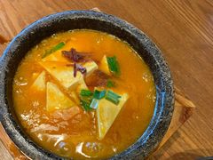 -云海肴·汽锅鸡·云南菜(天山百盛优客店)