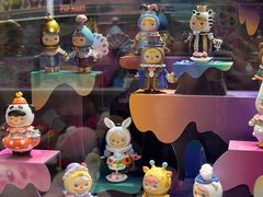 -泡泡玛特POPMART(上海环球港店)