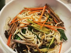 鸡丝凉米线-云海肴·汽锅鸡·云南菜(美罗城店)