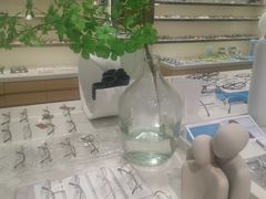 -视野联行眼镜·蔡司·尼康·授权优选门店(青浦宝龙店)