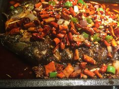 -鸣记脆皮烤鱼(铁西店)