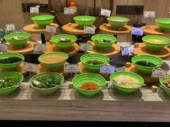 自助调料区-客莱福诺富特酒店·互动餐厅