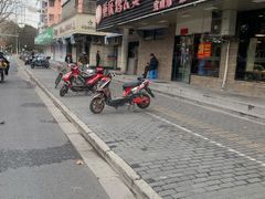 -重庆鸡公煲·青锅花椒鱼(牡丹江路店)