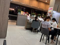-海底捞火锅(高新万达广场店)