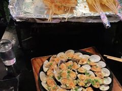 -何师烧烤Pro ·江湖川菜·小龙虾·精酿(太古里旗舰店)