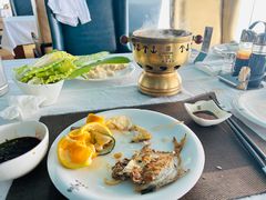 -云顶旋转自助景观餐厅