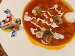 大白兔奶糖风味牛腩罗宋汤-上海人家花樣年华(中山公园店)