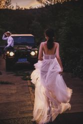 -雪中彩影婚纱摄影·微光艺术中心