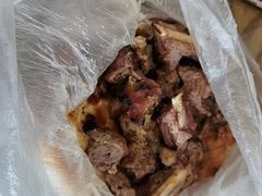 -烤肉小伙烤肉店