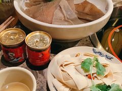 至尊新西兰毛肚-小龙坎火锅(好世界店)