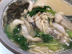 -明呈黄鱼面馆(斜土路店)