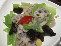 -至潮餐厅精致粤菜·活鲈鱼·走地鸡(珠江新城店)