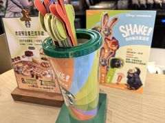 -星巴克臻选(上海今潮8弄店)