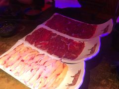 -左庭右院鲜牛肉火锅(金山万达店)