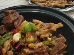 -江城燕子大排档(江汉路步行街店)