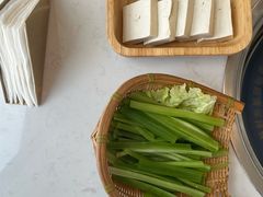 -菌子鲜汤野生菌锅