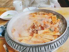-喇喇排骨火锅·传统韩式脊骨汤(望京西园总店)