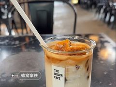 -锅炉咖啡·西餐·音乐酒厂