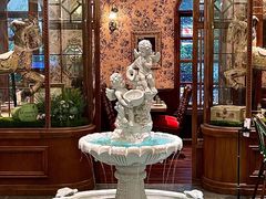 -秘密旅行Bonjour(黑金冠 江南西店)