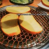 冬天三件套：烤肉奶茶和姐妹