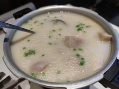 龙骨炖高压香芋-老湘亲·品鉴湘菜(蔡塘爱琴海店)