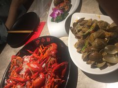 -沪小胖小龙虾(淮海中路旗舰店)