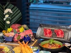 -铭牛烧肉·和牛海鲜自助(高新月牙湖店)