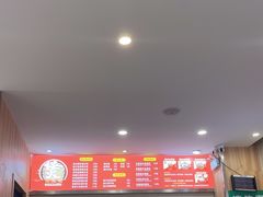 -万煲旺·香港老传承煲仔饭·猪杂汤(客村店)