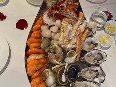 -AZUR聚(香格里拉饭店)