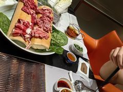 -红鼎豆捞·非遗鲍皇汤火锅(宝丰路店)