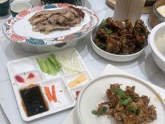 -梅利汴京烤鸭•开封豫菜地标店(东大街店)
