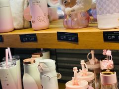 零售区-星巴克(上海南站店)