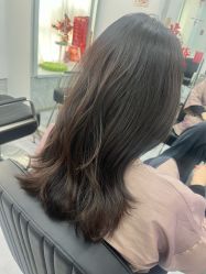 -LILI·HAIR SALON理理造型