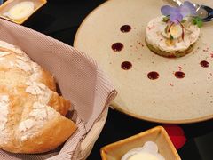 餐前面包-上海苏宁宝丽嘉酒店·Cafe Bellagio西餐厅