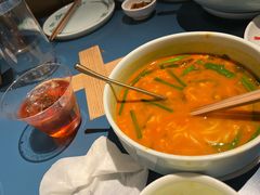 腾冲小锅米线-一坐一忘云南菜(嘉里中心店)