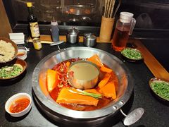-王婆乔鲜鱼自助火锅(蜀汉路店)